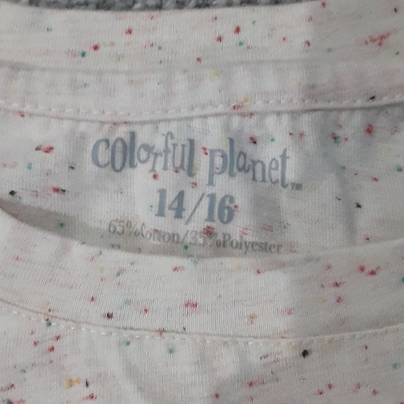 4 girls shirts - Picture 10 of 10